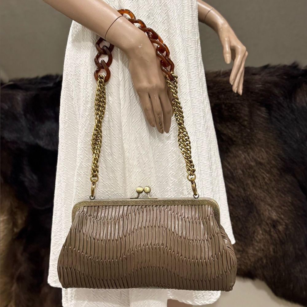 Brownish Pleated Genuine Leather Handmade Retro Kisslock Clutch, Multi Use Purse - Picture 6 of 16